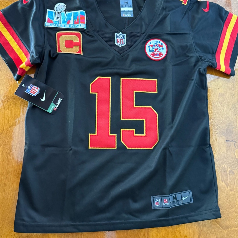 Patrick Mahomes Kansas City Chiefs jersey Youth Medium